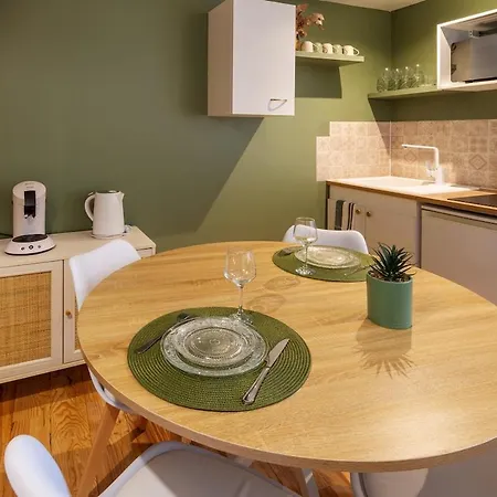 Apartment Le Grenier A Sel, Coeur Historique Sainte-Suzanne (Mayenne)